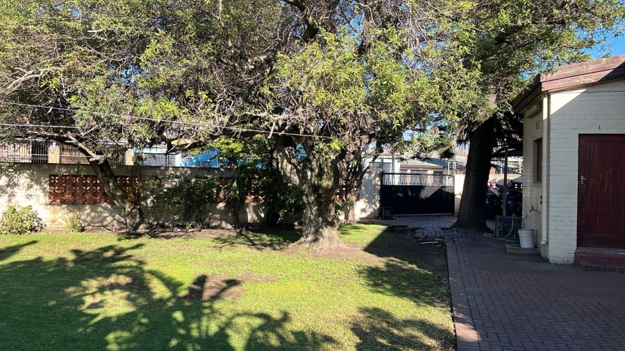  Bedroom Property for Sale in Cravenby Western Cape